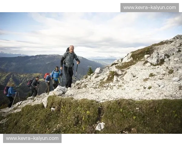 首发徒步:从第一步出发,遇见不一样的自己